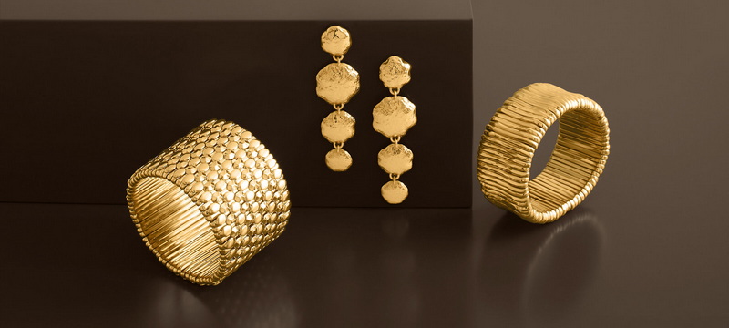 collezione Nomad gioielli in bronzo dorato di Giovanni Raspini